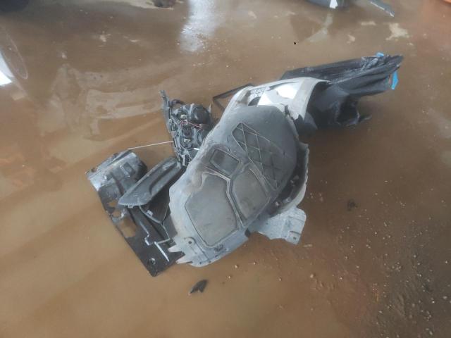 1G11C5SL7FU121926 - 2015 CHEVROLET MALIBU 1LT Күміс фото 12