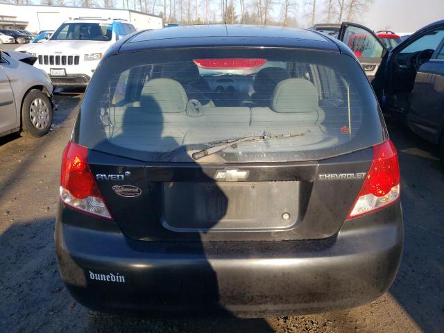 KL1TD62665B415297 - 2005 CHEVROLET AVEO BASE BLACK photo 6