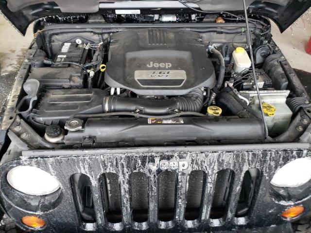 1C4BJWEG9DL684453 - 2013 JEEP WRANGLER U BLACK photo 12