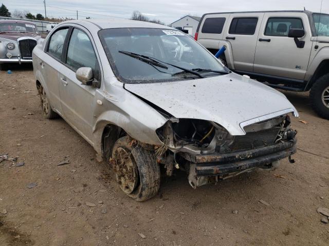 KL1TD56688B070900 - 2008 CHEVROLET AVEO BASE SILVER photo 4