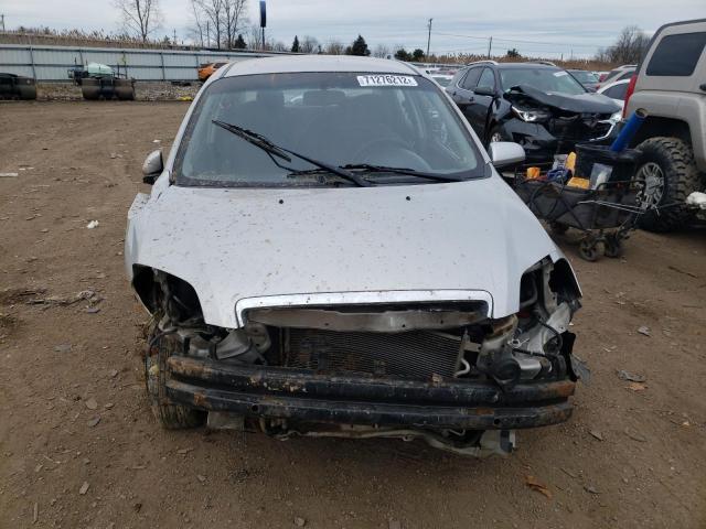 KL1TD56688B070900 - 2008 CHEVROLET AVEO BASE SILVER photo 5