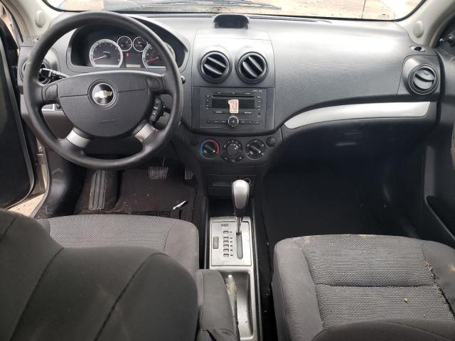 KL1TD56688B070900 - 2008 CHEVROLET AVEO BASE SILVER photo 8