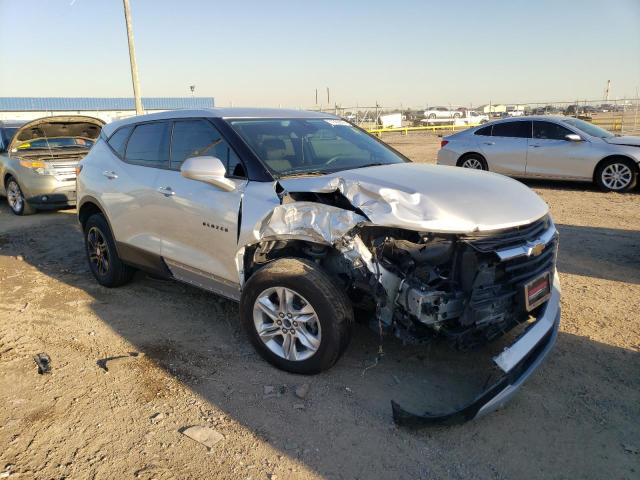 3GNKBCR40NS117725 - 2022 CHEVROLET BLAZER 2LT SILVER photo 4