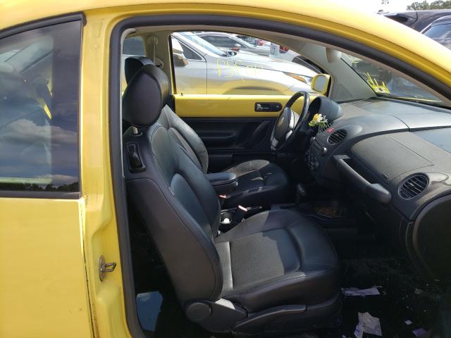 3VWRG3AG2AM013568 - 2010 VOLKSWAGEN NEW BEETLE  照片 5