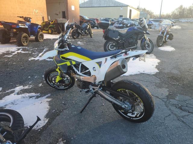 VBKUSV403KM728554 - 2019 HUSQVARNA SUPERMOTO TWO TONE photo 3