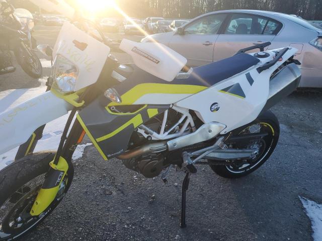 VBKUSV403KM728554 - 2019 HUSQVARNA SUPERMOTO TWO TONE photo 9