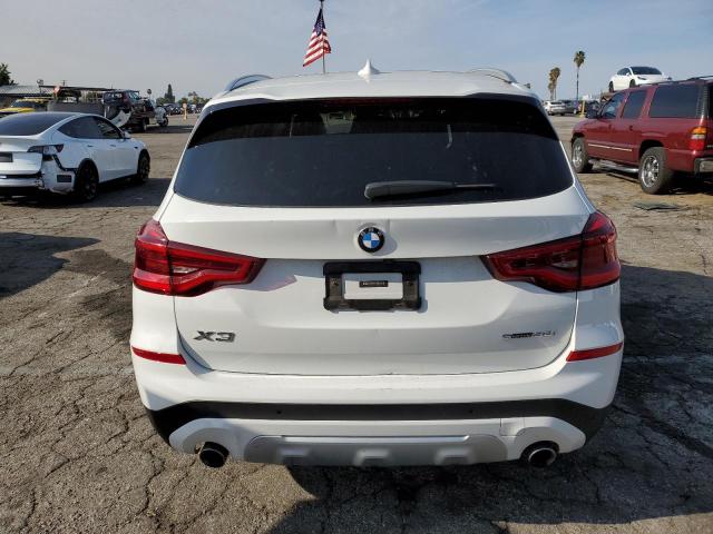 5UXTY3C04L9C32184 - 2020 BMW X3 SDRIVE3 WHITE photo 6