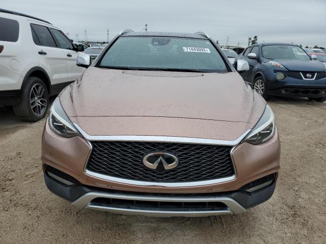 SJKCH5CR6HA024318 - 2017 INFINITI QX30 BASE BROWN photo 5