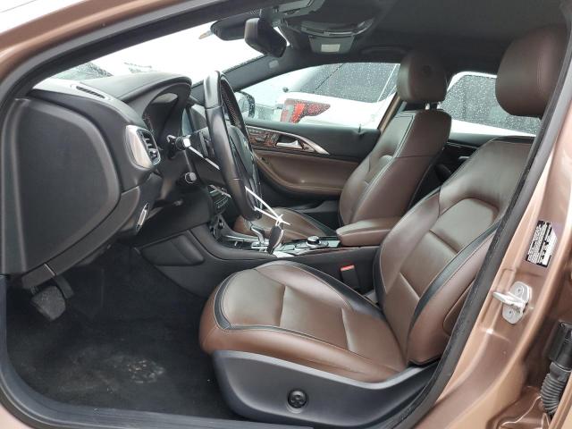 SJKCH5CR6HA024318 - 2017 INFINITI QX30 BASE BROWN photo 7