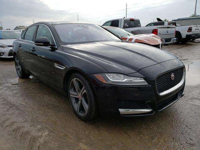 SAJBE4FX5JCY55381 - 2018 JAGUAR XF PRESTIG BLACK photo 4