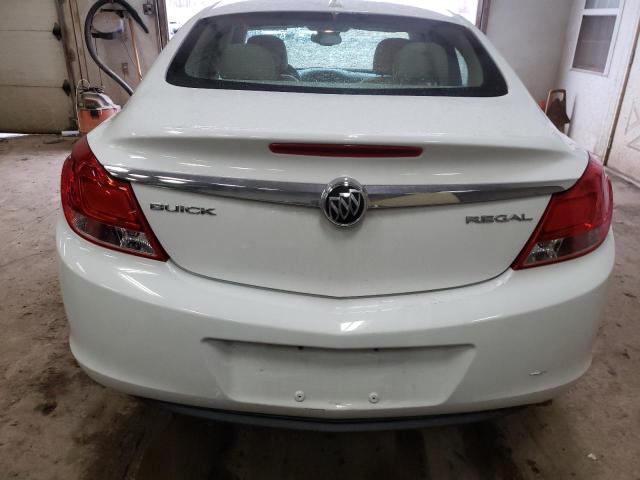 2G4GR5EK4C9138335 - 2012 BUICK REGAL WHITE photo 6