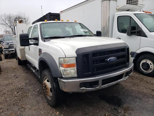 1FDAW5GR3AEA37564 - 2010 FORD F550 SUPER WHITE photo 4