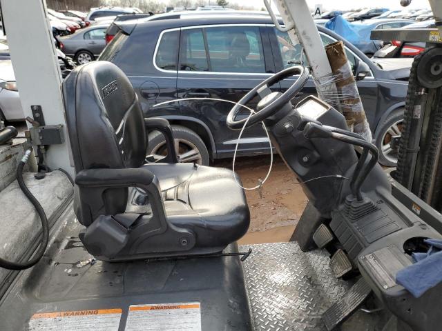 CP1F29W22728 - 2016 NISSAN FORK LIFT SILVER photo 5