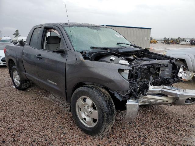 5TFRM5F17BX021852 - 2011 TOYOTA TUNDRA DOU GRAY photo 4