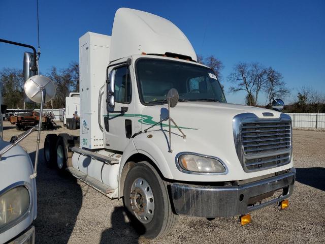 1FUJC5DX1DHFF4226 - 2013 FREIGHTLINER M2 112 MED WHITE photo 1