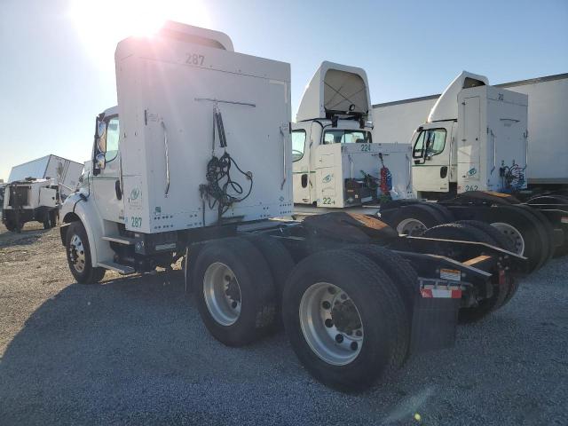 1FUJC5DX1DHFF4226 - 2013 FREIGHTLINER M2 112 MED WHITE photo 3