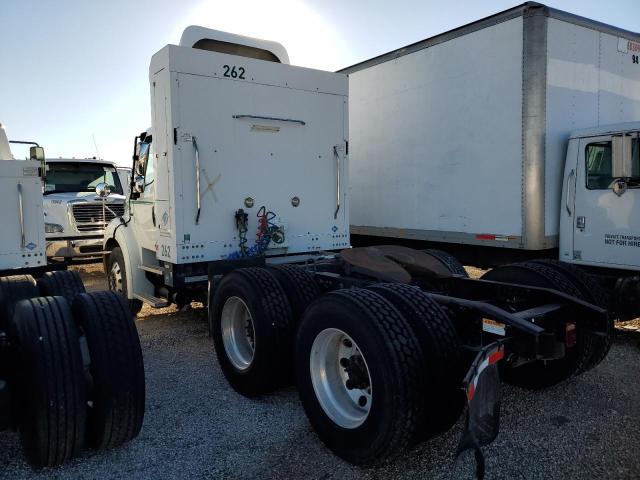 1FUJC5DX4DHFD7016 - 2013 FREIGHTLINER M2 112 MED WHITE photo 3