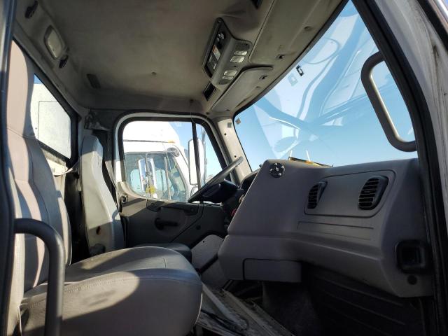 1FUJC5DX0CHBR9066 - 2012 FREIGHTLINER M2 112 MED WHITE photo 5