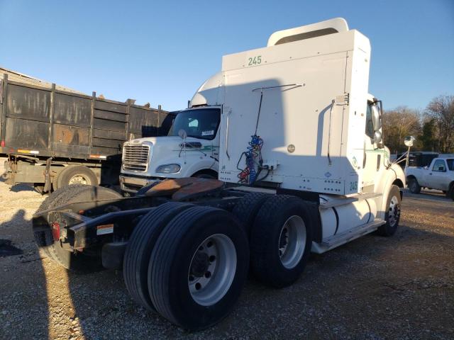 1FUJC5DXXDHFD6999 - 2013 FREIGHTLINER M2 112 MED WHITE photo 4