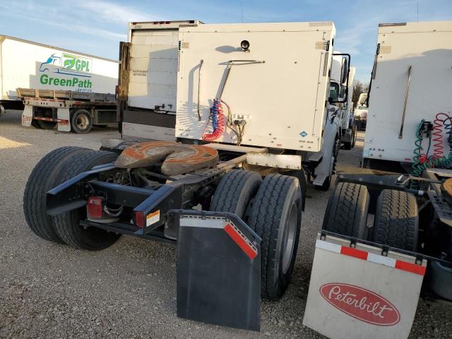 1FUBC5DX6DHFB5104 - 2013 FREIGHTLINER M2 112 MED WHITE photo 4