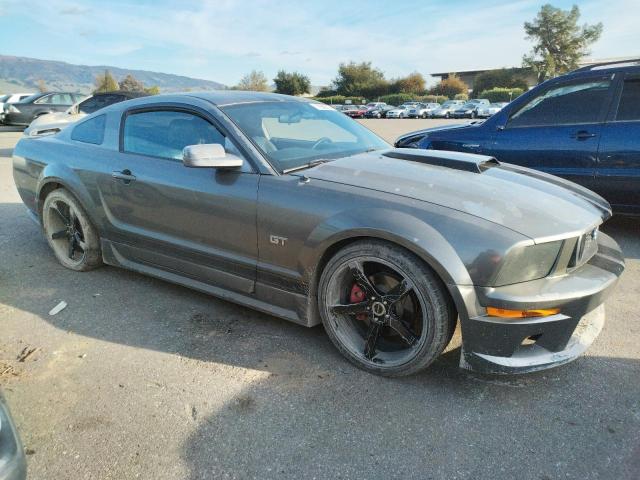 1ZVFT82HX55163281 - 2005 FORD MUSTANG GT TWO TONE photo 4