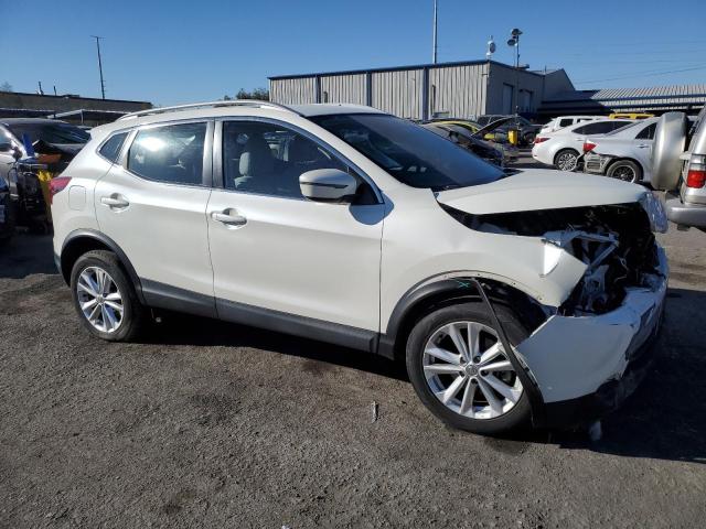 JN1BJ1CR0JW261832 - 2018 NISSAN ROGUE SPOR WHITE photo 4