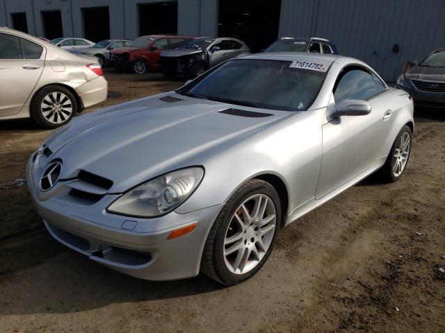 WDBWK54F08F180684 - 2008 MERCEDES-BENZ SLK 280 SILVER photo 1