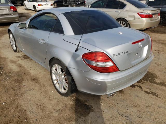 WDBWK54F08F180684 - 2008 MERCEDES-BENZ SLK 280 SILVER photo 2