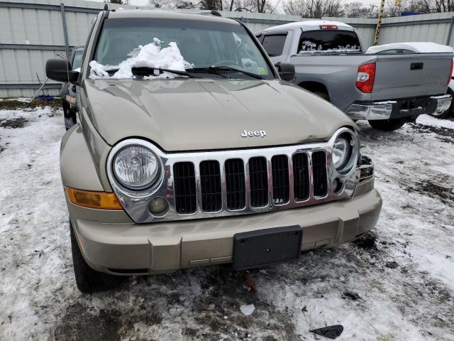 1J4GL58K35W565513 - 2005 JEEP LIBERTY LI TAN photo 5