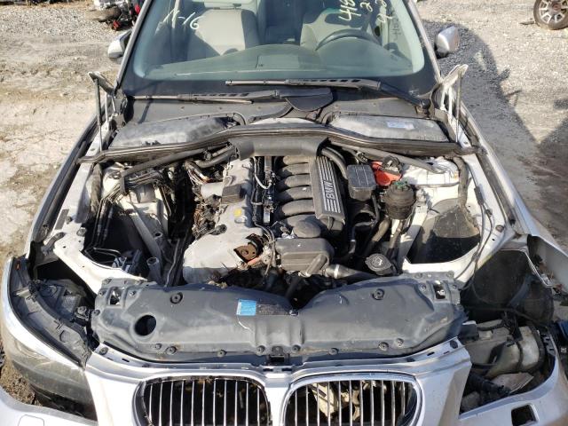 WBANF73547CU21665 - 2007 BMW 530 XI SILVER photo 11