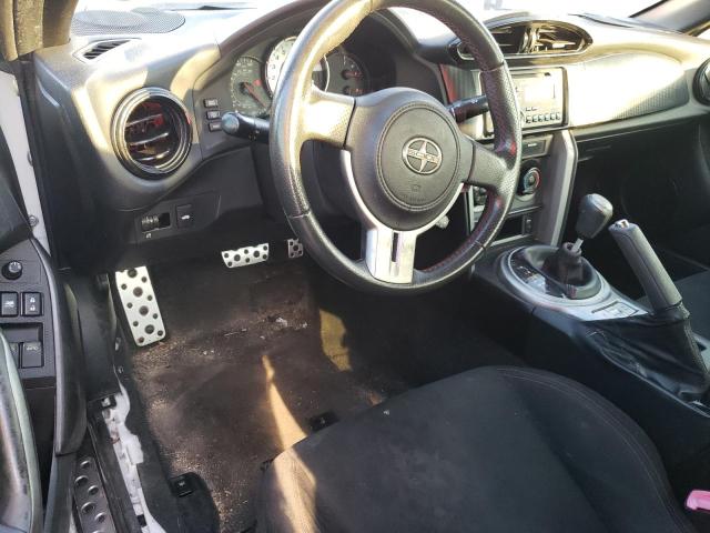 JF1ZNAA19D2700640 - 2013 TOYOTA SCION FR-S WHITE photo 8