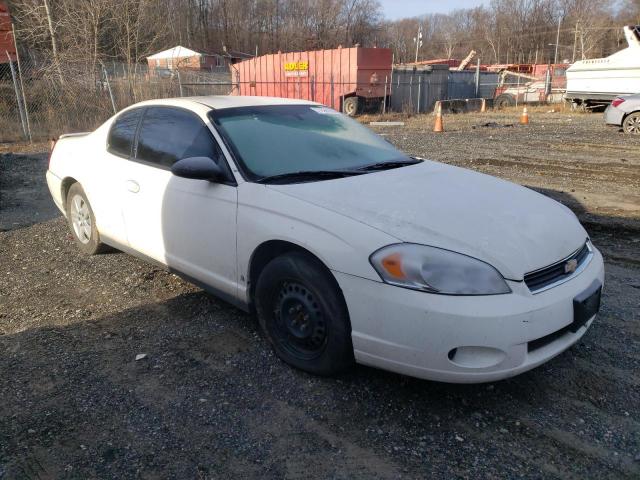 2G1WJ15K579187185 - 2007 CHEVROLET MONTE CARL WHITE photo 4