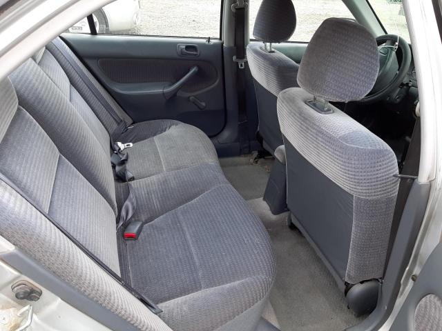 2HGEJ6618YH518534 - 2000 HONDA CIVIC BASE SILVER photo 10