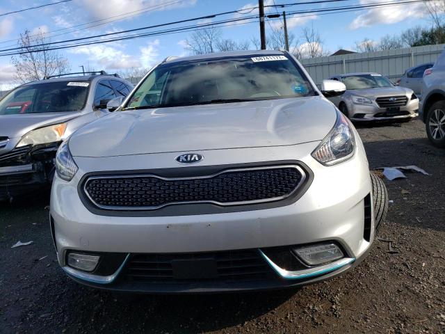 KNDCD3LD7K5236250 - 2019 KIA NIRO EX SILVER photo 5