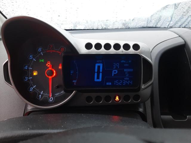 1G1JA5SG3D4180946 - 2013 CHEVROLET SONIC LS RED photo 9