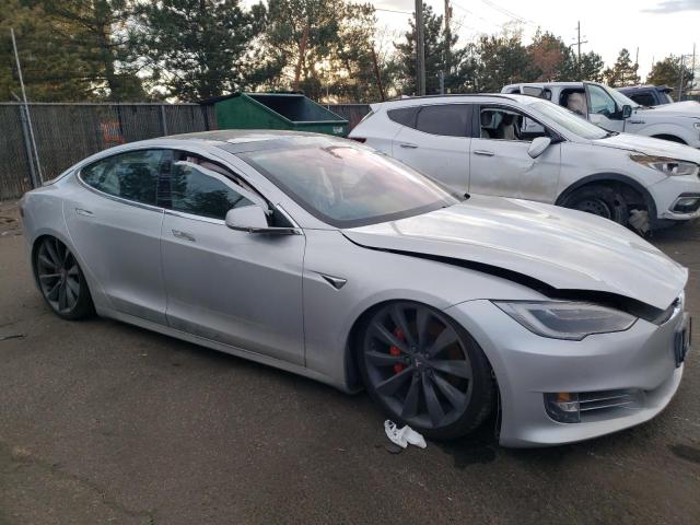 5YJSA1E45HF200781 - 2017 TESLA MODEL S Արծաթագույն լուսանկար 4