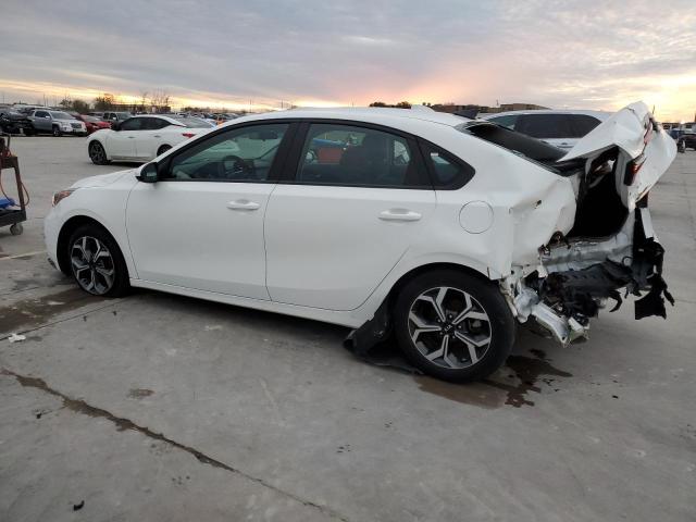 3KPF24ADXME314720 - 2021 KIA FORTE FE WHITE photo 2