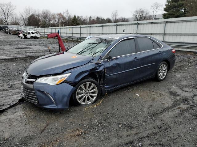 4T1BK1FK1FU568532 - 2015 TOYOTA CAMRY XSE BLUE photo 1