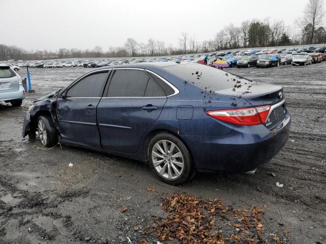 4T1BK1FK1FU568532 - 2015 TOYOTA CAMRY XSE BLUE photo 2