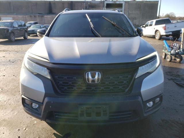 5FNYF7H90KB004194 - 2019 HONDA PASSPORT T SILVER photo 5