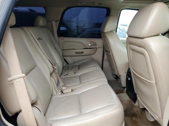 1GYFC435X9R128832 - 2009 CADILLAC ESCALADE H BEIGE photo 11