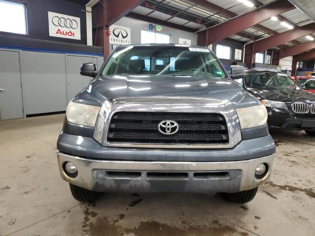 5TBBV54128S521376 - 2008 TOYOTA TUNDRA DOU GRAY photo 5