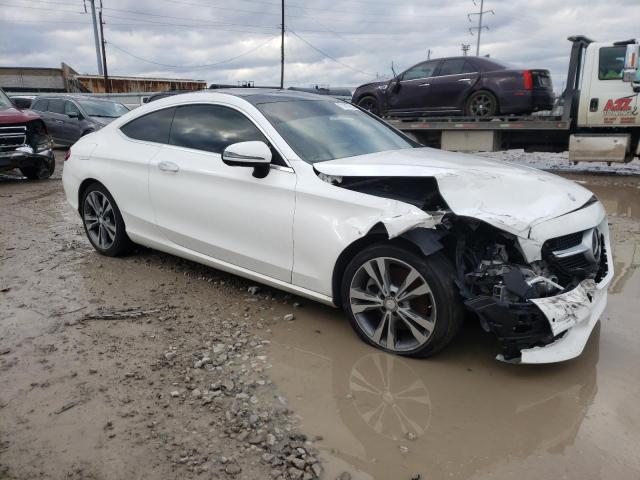 WDDWJ4KB6HF369960 - 2017 MERCEDES-BENZ C 300 4MAT WHITE photo 4