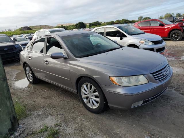 KMHFC46F57A174943 - 2007 HYUNDAI AZERA SE GRAY photo 4