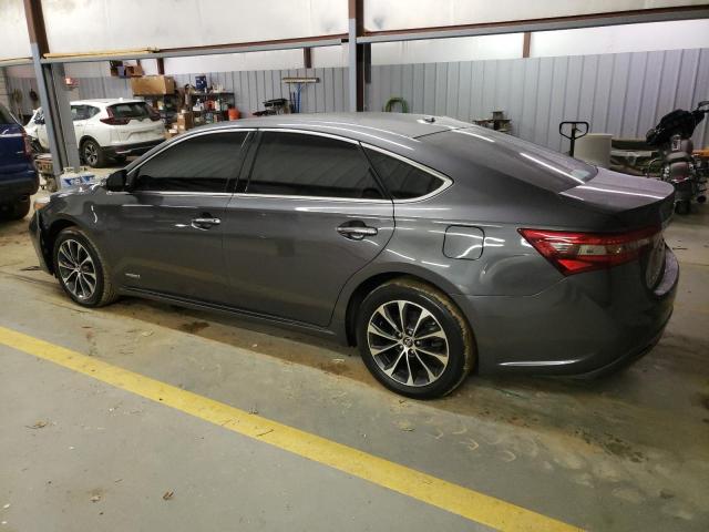 4T1BD1EB1JU062140 - 2018 TOYOTA AVALON HYB GRAY photo 2