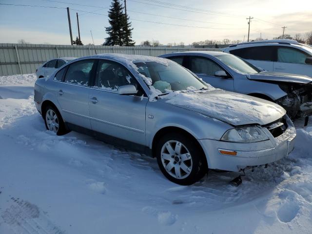 WVWTH63B23P385451 - 2003 VOLKSWAGEN PASSAT GLX Gümüş foto 4