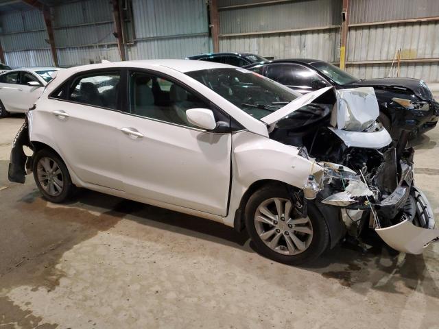 KMHD35LE6DU089886 - 2013 HYUNDAI ELANTRA GT WHITE photo 4