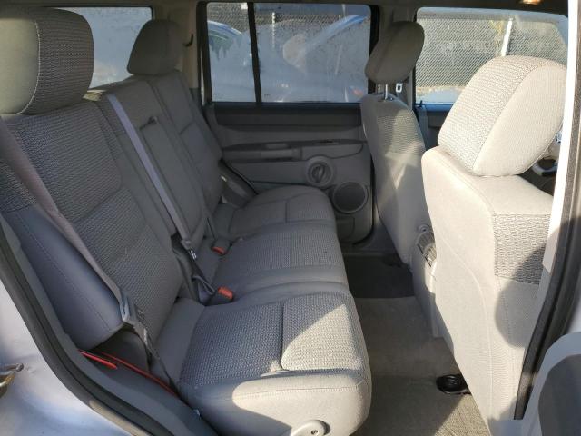 1J8HG48N36C****** - 2006 JEEP COMMANDER 银色 照片 11