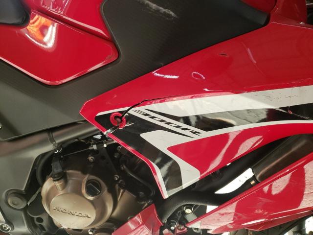 MLHNC5102N5800170 - 2022 HONDA CBR300 R RED photo 9