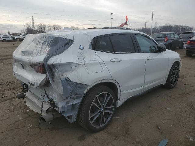 WBXYN1C02M5****** - 2021 BMW X2 M35I WHITE photo 3